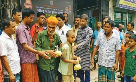জামালপুরে এরশাদের মৃত্যুবার্ষিকী উপলক্ষে আলোচনা ও খাবার বিতরণ