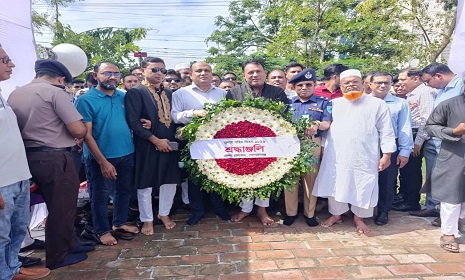 গোপালগঞ্জে জুলাই শহিদ দিবসে শ্রদ্ধা নিবেদন