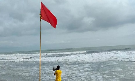 উপকূলে ঝড়ো হাওয়ার শঙ্কা, সমুদ্রবন্দরে ৩ নম্বর সতর্ক সংকেত