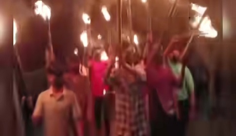 ভাঙ্গায় নিষিদ্ধ ছাত্রলীগের মিছিল: ‘পথে ঘাটে লেইখা দে, শেখের বেটি আইতাছে’