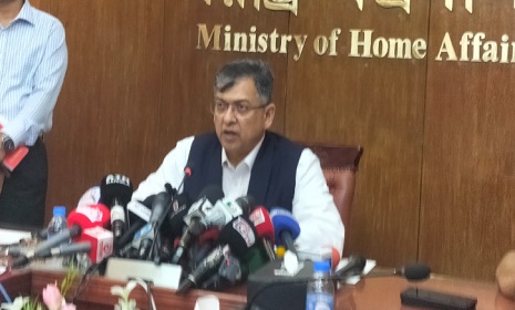 ‘পুলিশ পদকের তালিকায় ত্রুটি, যাচাই শেষে প্রকাশ হবে’