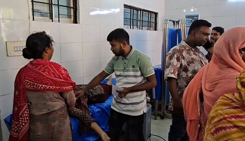 পদ্মা নদীতে গোসল করতে নেমে সলিস সমাধি, আধা কিলোমিটার দূরে মিলল দেহ