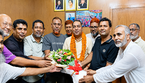 বিএনপি নেতা জাকারিয়া পিন্টুকে শুভেচ্ছা জানালেন শিক্ষক সমিতির নবনির্বাচিত নেতারা