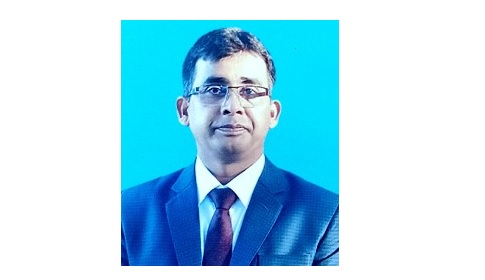 বাকিতে মদ কেনার টাকা পরিশোধ করছেন টাঙ্গাইলের এডিসি, ভিডিও ভাইরাল