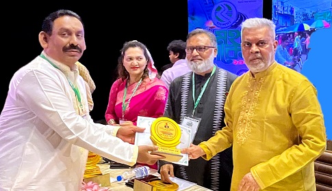 সড়ক নিরাপত্তায় বিশেষ অবদান রাখায় নিসচা বিশেষ সম্মাননা পেলেন লায়ন গনি মিয়া বাবুল