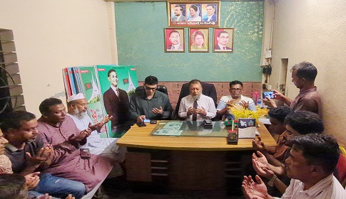 কোকোর ৫৭তম জন্মবার্ষিকী উপলক্ষে নারায়ণগঞ্জে টিপুর উদ্যোগে দোয়া মাহফিল