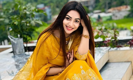 ‘মানুষ যখন ধারণা করে চরিত্রের প্রশ্ন তোলে খুব কষ্ট হয়’