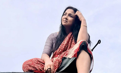 হাওরের গল্পে রুনা খানের ‘জলপবন’