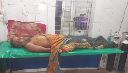 হাঁস নিয়ে বিরোধে বৃদ্ধকে হত্যা, ছেলে হাসপাতালে ভর্তি 