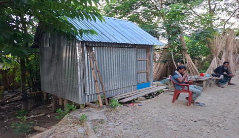 পাউরুটি কিনতে গিয়ে ধর্ষণচেষ্টার শিকার দুই শিশু বোন