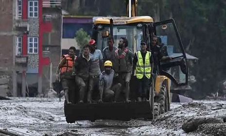 নেপালে বন্যায় নিখোঁজ ১৫০০, মৃত্যু ১৬৫ এর বেশি