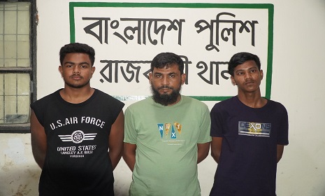 নারী উদ্যোক্তার ওপর হামলা ও শ্লীলতাহানির ঘটনায় তিন যুবক গ্রেফতার 