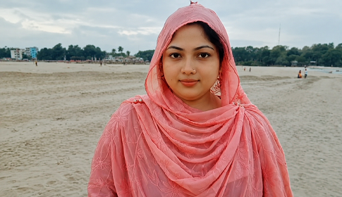 নিজঘর থেকে নার্সের রহস্যজনক মরদেহ উদ্ধার