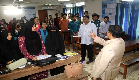 গোবিপ্রবি উপাচার্যের প্রশাসনিক ও একাডেমিক ভবন পরিদর্শন
