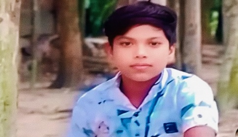পকেট খরচের টাকা জোগাতে অটোভ্যান চালাত পঞ্চম শ্রেণির ছাত্র, মিলল মরদেহ