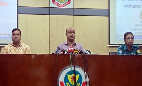 ‘আতঙ্ক সৃষ্টির জন্য ককটেল বিস্ফোরণ’