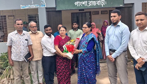 পাংশায় কৃষক নারী ও প্রতিবন্ধীদের সহায়তা, শিক্ষার্থীদের পুরস্কার বিতরণ