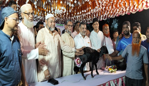 সোনাতলার জালে সোনাতলা,জমজমাট ফুটবল ম্যাচে ছাগল পুরস্কার