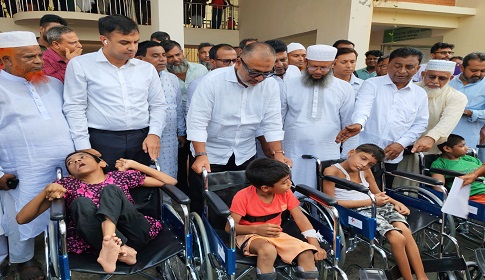 ‘প্রতিবন্ধীদেরকে দেশের সম্পদে পরিনত করার জন্য বর্তমান সরকার কাজ করে যাচ্ছে’