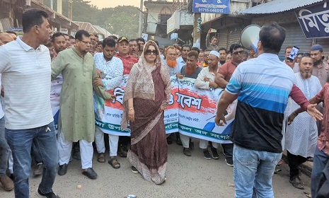 ‘ফ্যাসিবাদ ফিরে এলে দায় নিতে হবে জামায়াতকে’