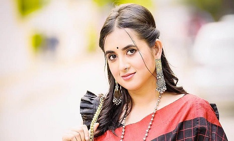 ‘আমি অবশ্যই অভিনয়ে ফিরতে চাই’