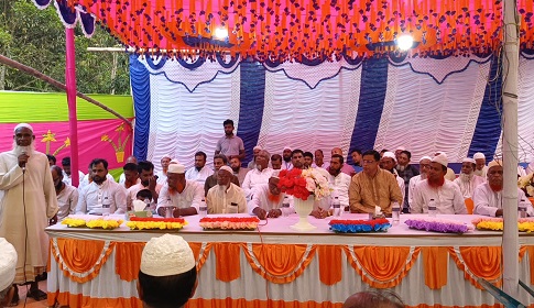 সালথায় তৃণমূল বিএনপিকে ঐক্যবদ্ধ  করতে সোনাপুর ইউনিয়নে উঠান বৈঠক 