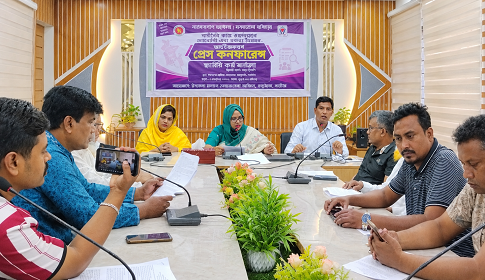 বড়াইগ্রামে প্রায় ৯০ হাজার পরিবারের তথ্য নিবে ফ্যামিলি কার্ড তথ্য সংগ্রহকারীরা