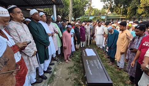 সৌদিতে ক্ষেপণাস্ত্র হামলায় নিহত বগুড়ার সাহেদের দাফন সম্পন্ন