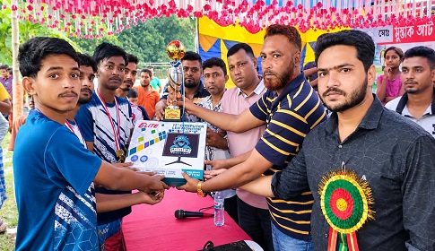 সালথায় মুস্তাক আট দলীয় মিনিবার ফুটবল টুর্নামেন্টের ফাইনাল 