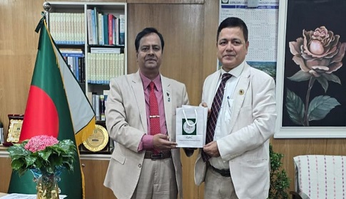 গোবিপ্রবি উপাচার্যের সঙ্গে বেরোবি উপাচার্যের সৌজন্য সাক্ষাৎ