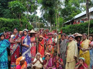 ইউপি সদস্য দয়াল বোনার্জীর অপসারণের দাবিতে খাইছড়া চা বাগানে শ্রমিকদের কর্মবিরতি