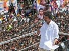 ভারতে অভিনেতা বিজয়ের জনসভায় পদদলিত হয়ে নিহত ৩১