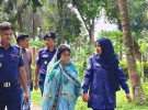স্বর্ণালঙ্কার নিতেই দাদীকে টর্চ লাইট দিয়ে পিটিয়ে হত্যা, স্বামীসহ নাতনী আটক
