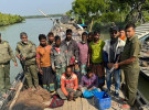 সুন্দরবন থেকে ট্রলারসহ ৭ জেলে আটক