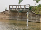 চরের মধ্যে দাঁড়িয়ে আছে প্রায় ২০ লাখ টাকার সেতু