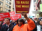 যুক্তরাষ্ট্রে ১৯ অঙ্গরাজ্যের ৮০ লাখ কর্মীর ন্যূনতম মজুরি বাড়ছে জানুয়ারিতে