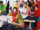 চ্যালেঞ্জের মুখে পোশাকশিল্প