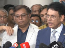 ‘ফেসবুক-নির্ভর হলে হবে না, এটা ইনস্ট্যান্ট কফির মতো’