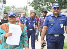 ত্রিশালে নজরুল জয়ন্তী উপলক্ষে মাঠ পরিচর্যা ও সার্বিক তদারকিতে পুলিশ 