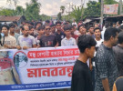 হত্যাকারীদের গ্রেপ্তারের দাবিতে ঢাকা-বরিশাল মহাসড়ক অবরোধ করে বিক্ষোভ