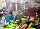 ঈশ্বরদীতে অসুস্থ সাংবাদিক হুজ্জাতুল্লাহ হীরাকে দেখতে গেলেন এমপি আবু তালেব মণ্ডল
