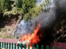 পাকিস্তানে পর্যটকবাহী ভ্যান খাদে, নিহত ১০