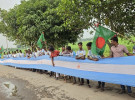 চাটমোহরে সাড়া ফেলেছে ২০২২ ফুট দৈর্ঘ্যের আর্জেন্টিনার পতাকা