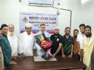 ফুলপুরে মউক চেয়ারম্যানকে সাংবাদিকদের সংবর্ধনা প্রদান