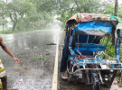 বড়াইগ্রামে ট্রাকের ধাক্কায় ইজিবাইকের চালকসহ নিহত ৩