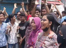 দিনাজপুরে শিক্ষার্থীদের সঙ্গে পরিবহন শ্রমিকদের সংঘর্ষ, আহত ১০