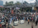 পরীক্ষা শেষে ফের সায়েন্সল্যাব মোড়ে শিক্ষার্থীদের অবরোধ