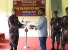 কাপ্তাইয়ে ওয়াগ্গাছড়া জোন ৪১ বিজিবির সহায়তায় হাসি ফুটল দুঃস্থদের মুখে
