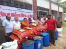 মহম্মদপুরে ৬০ প্রান্তিক কৃষকের হাতে গ্রীষ্মকালীন পেঁয়াজ বীজ, সার ও সংরক্ষণ ড্রাম বিতরণ 