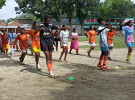 মাঠে ঘাম ঝরছে, চোখে জাতীয় দলের স্বপ্ন সিরাজগঞ্জের ক্ষুদ্র নৃগোষ্ঠীর মেয়েদের